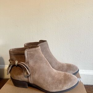 Splendid Suede Tan Ankle Booties